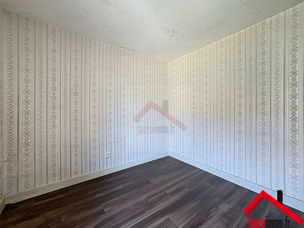 Maison à PERPEZAC-LE-NOIR