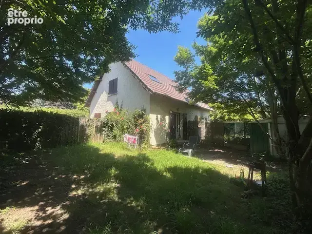 Maison 7 pièces 134 m² · à La Ville-du-Bois · 134 m² · 303 000 €