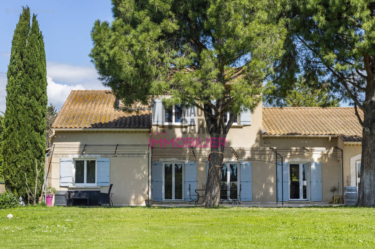 Maison à CHATEAURENARD