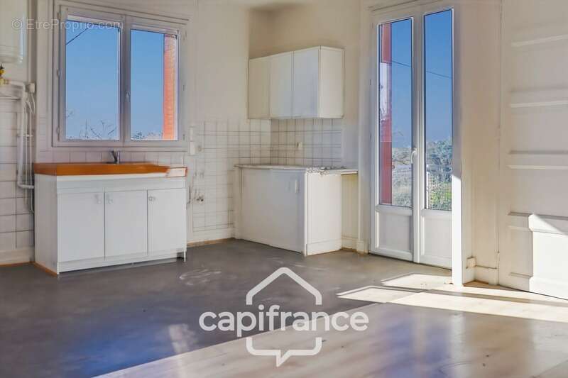 Appartement à PASLIERES