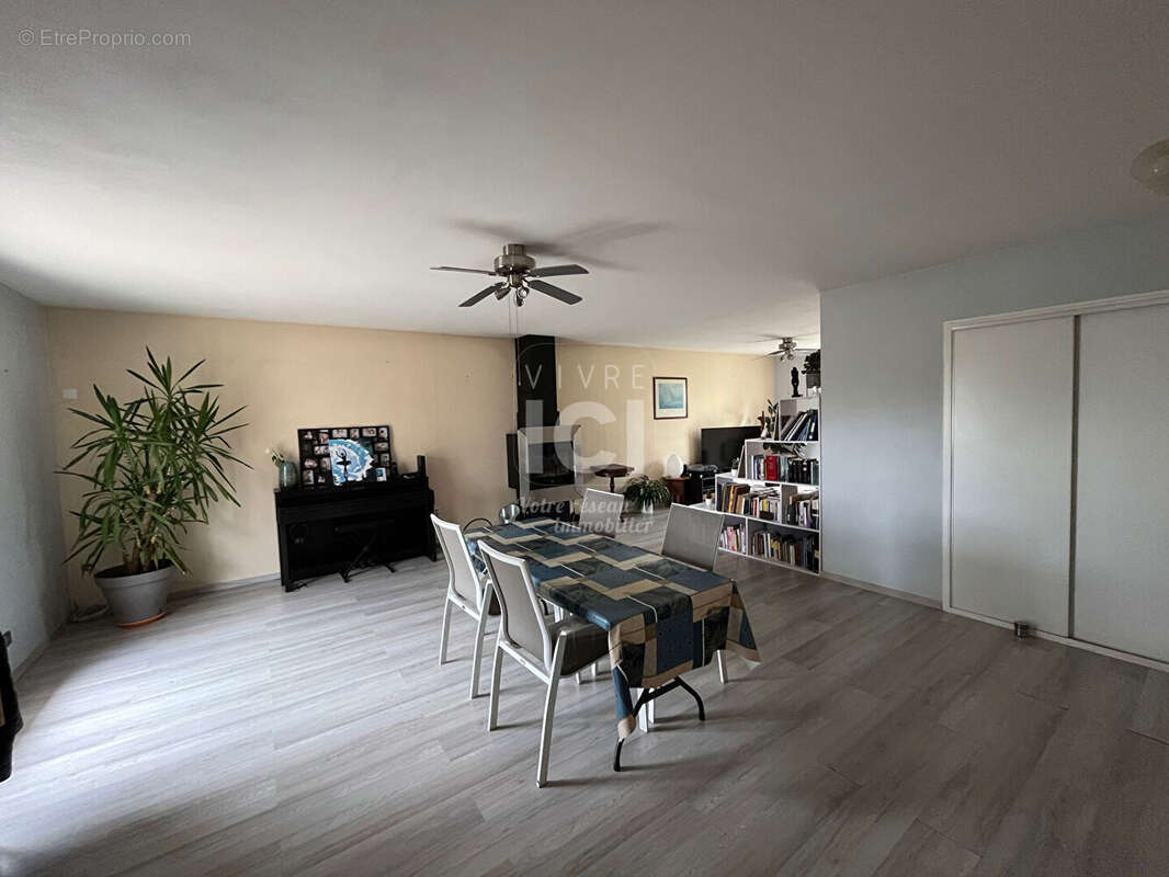 Maison à SAINT-SEBASTIEN-SUR-LOIRE