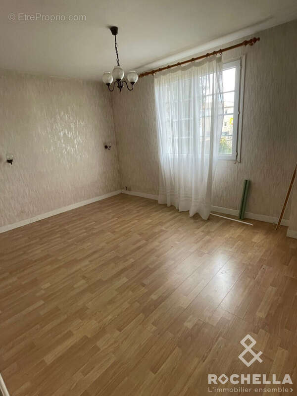 Maison 100 m² à L'houmeau  - photo 9
