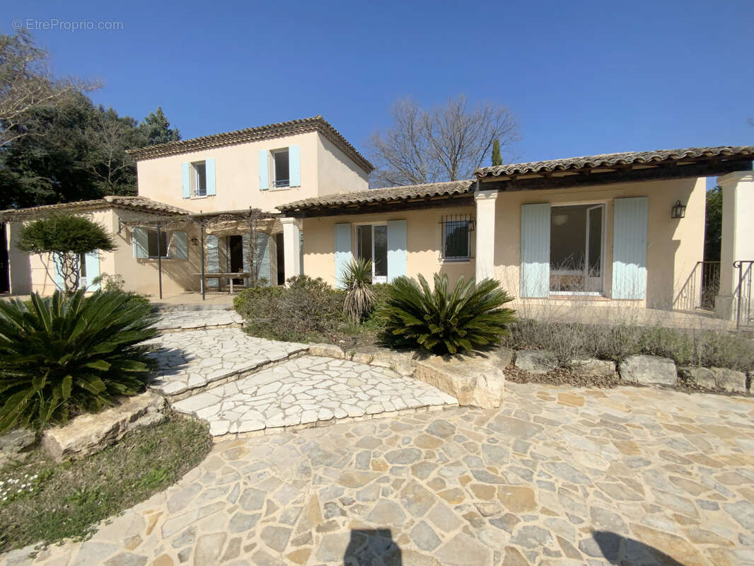 Maison à UZES