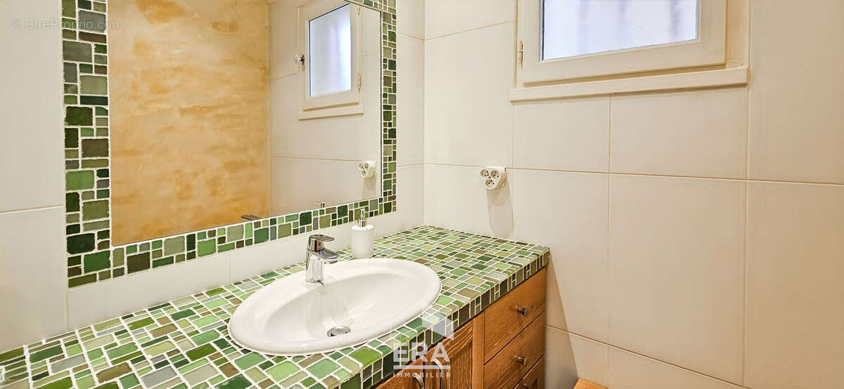 Maison à BLANQUEFORT