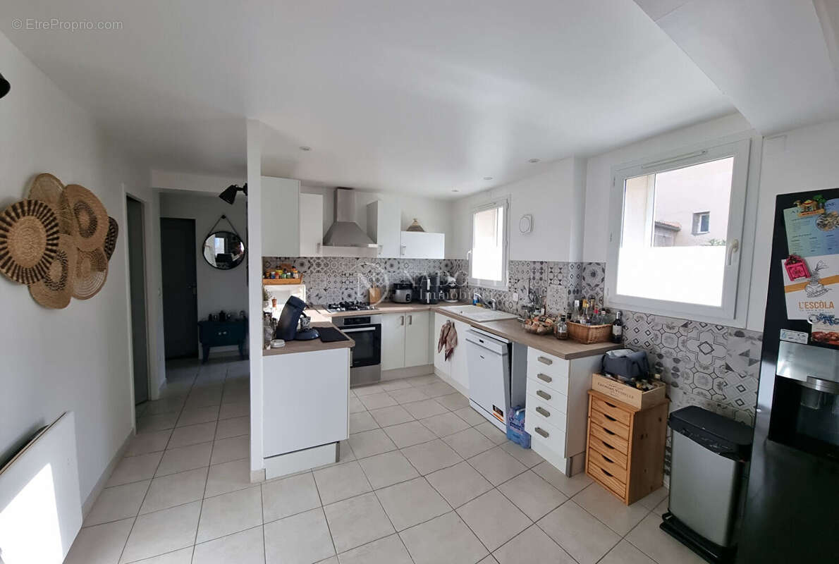 Appartement à VILLELAURE