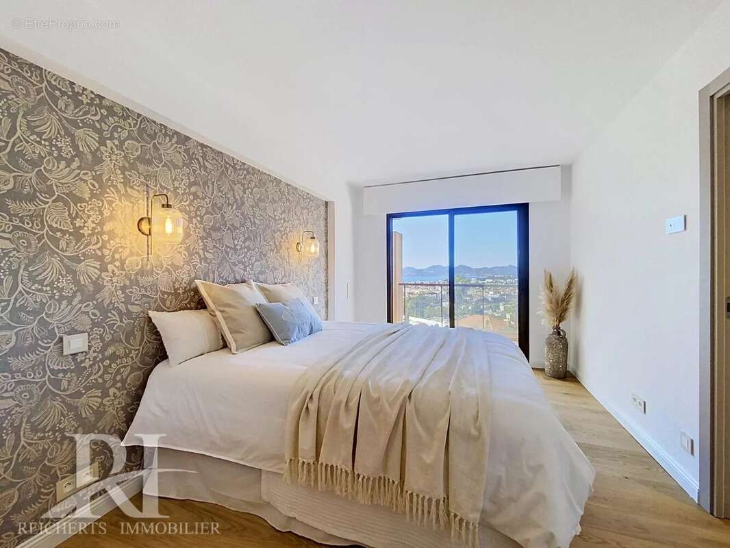 Appartement à LE CANNET