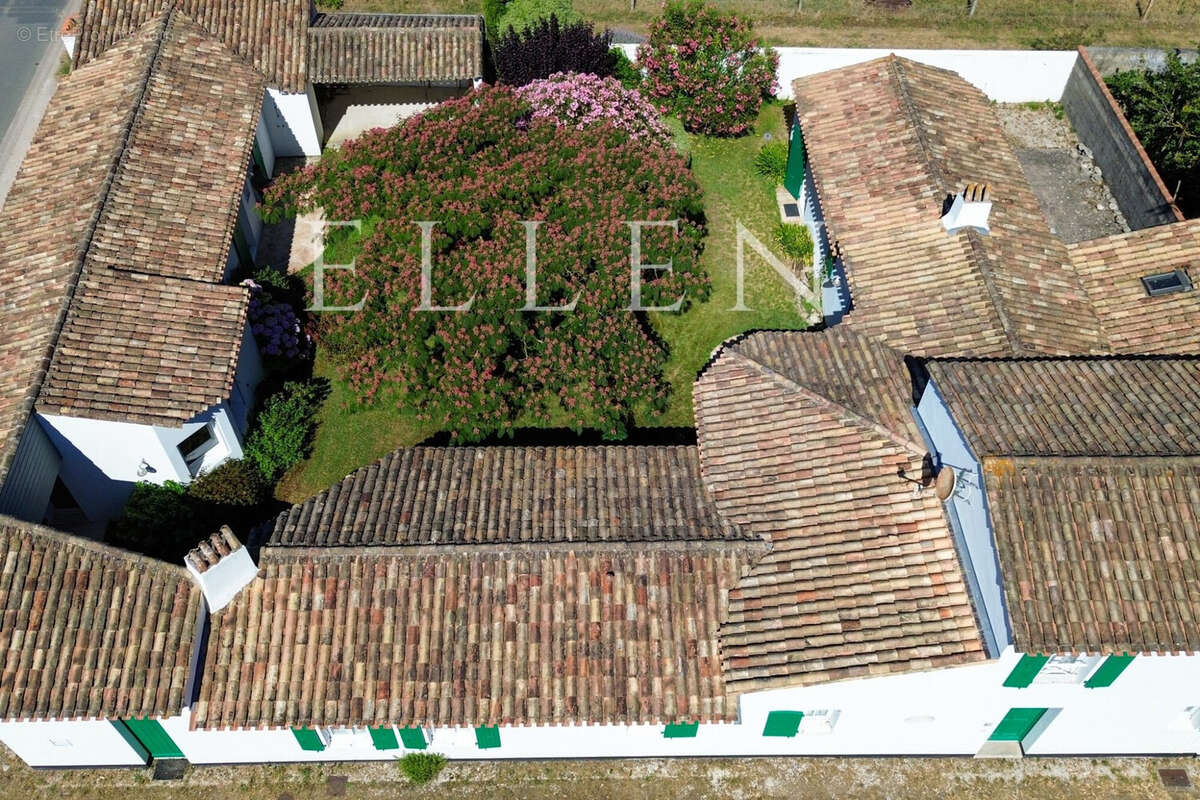 Maison à LE BOIS-PLAGE-EN-RE
