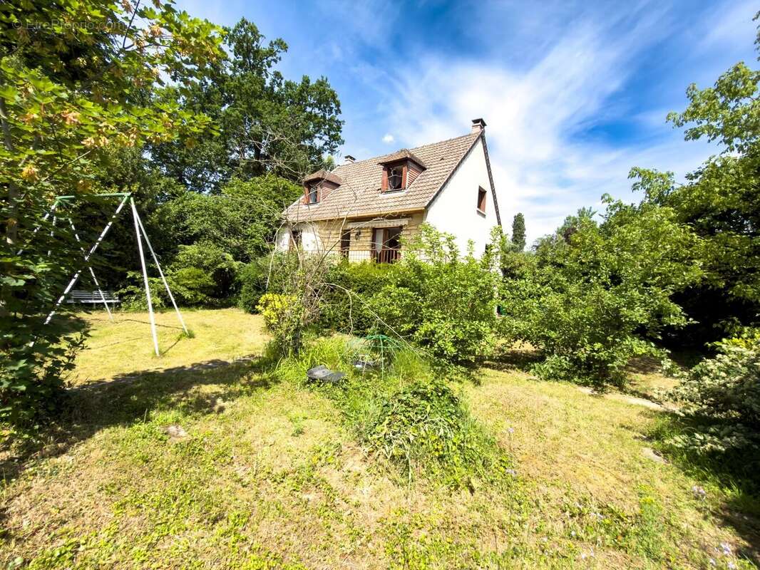 Maison à LES PAVILLONS-SOUS-BOIS