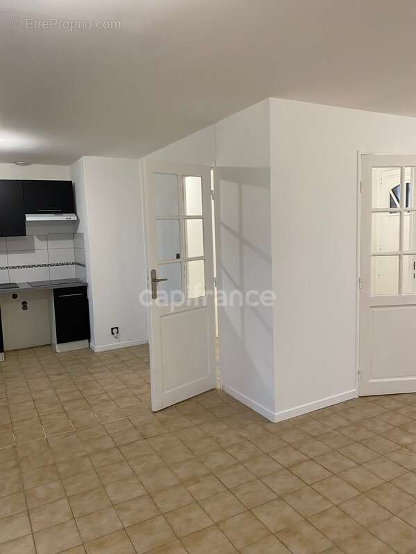 Maison à MONTENESCOURT