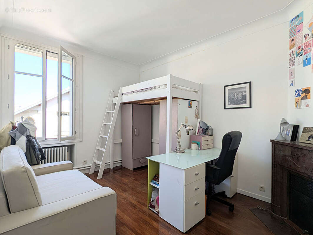 Maison familiale-Jardin-8 pièces - Asnières-sur-Seine - photo 12