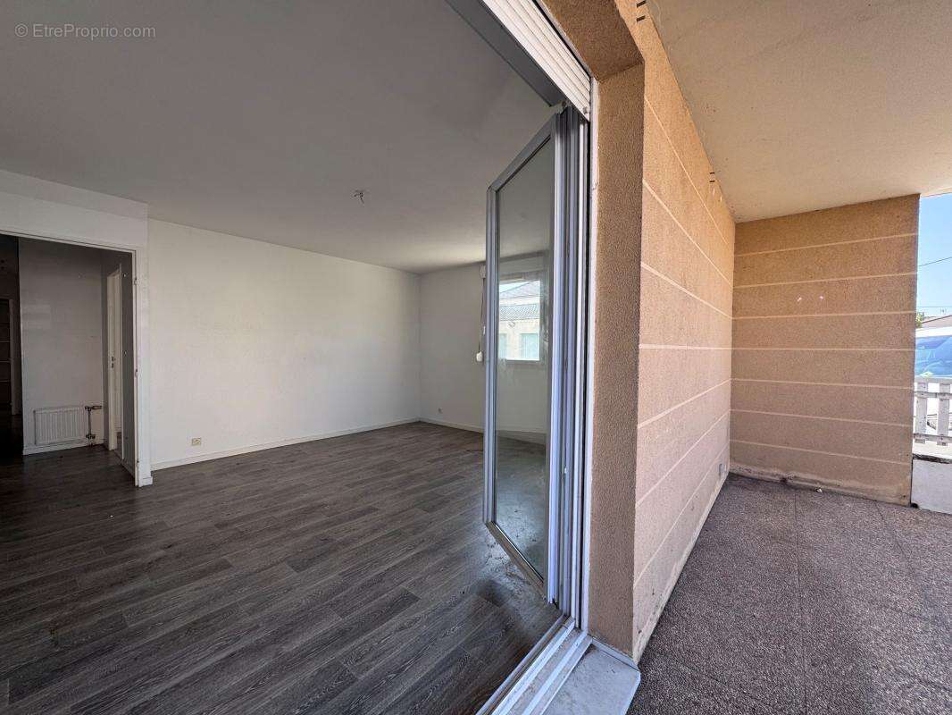 Appartement t3  au rdc avec terrasse - photo 3