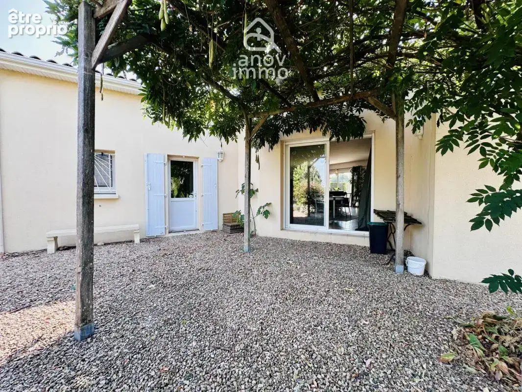 Garat   Maison d'architecte de plain-pied de 203,92 m2 avec - photo 18