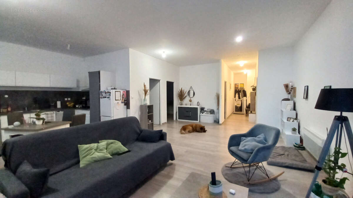 Appartement à LESPIGNAN