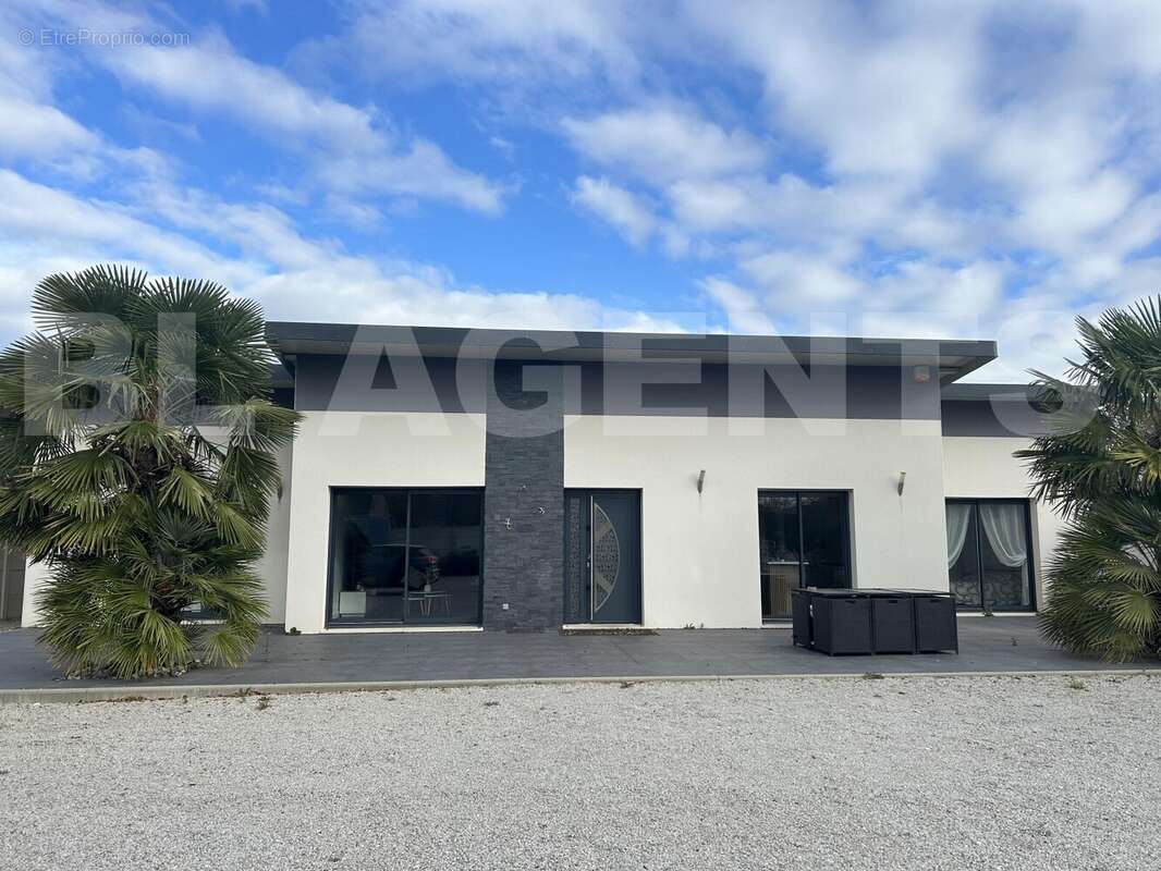 IMG_1801 - Maison à BERNEVAL-LE-GRAND