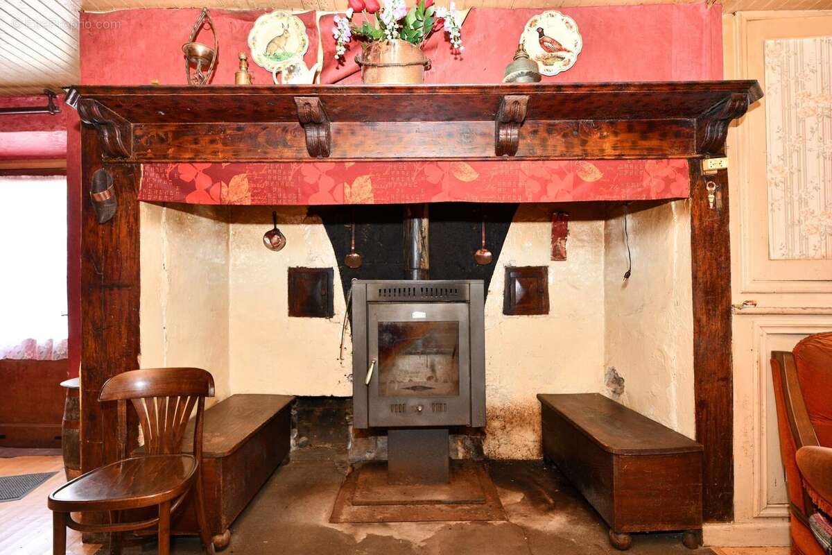 Maison à BARRIAC-LES-BOSQUETS