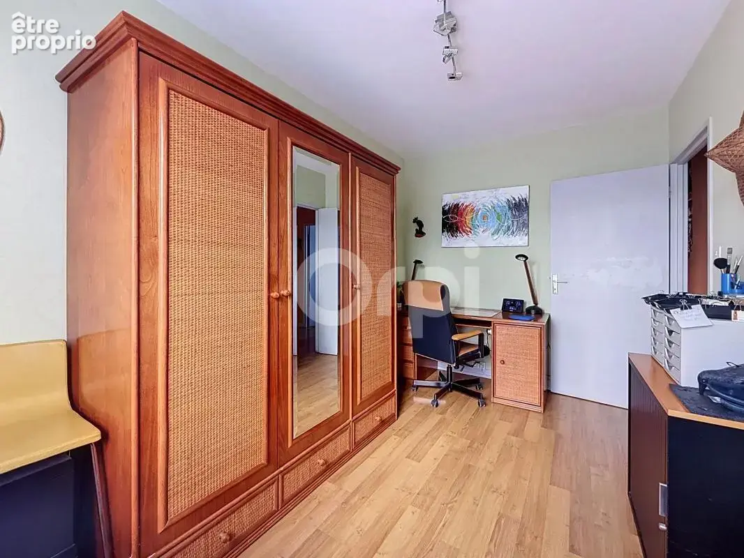 Appartement À Vendre: MULHOUSE – 72,82 m² – DPE D – 2 BALCONS – GARAGE - photo 11