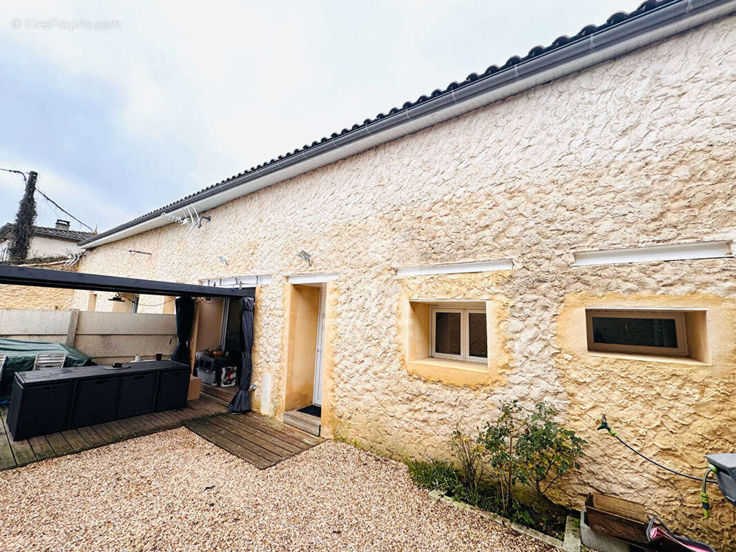 Maison à SAINT-SAVIN