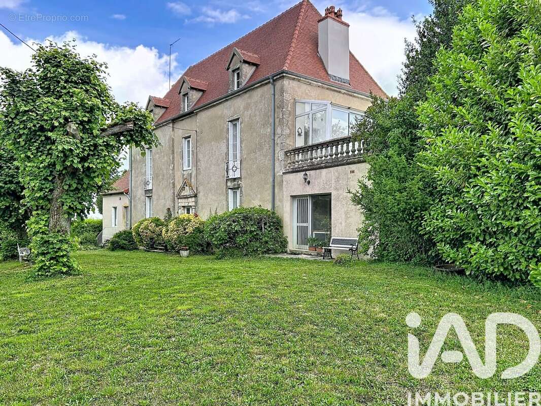 Maison 215 m² à Oye  - photo 3