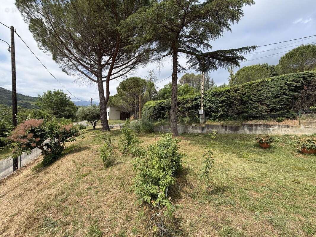 Maison à CAMPAGNE-SUR-AUDE