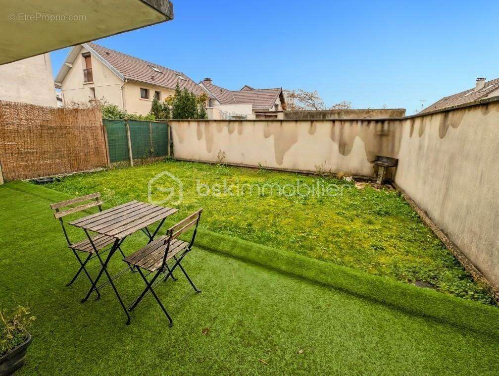 Appartement à ROSNY-SOUS-BOIS