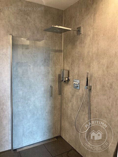 salle d&#039;eau master room - Maison à LACANAU