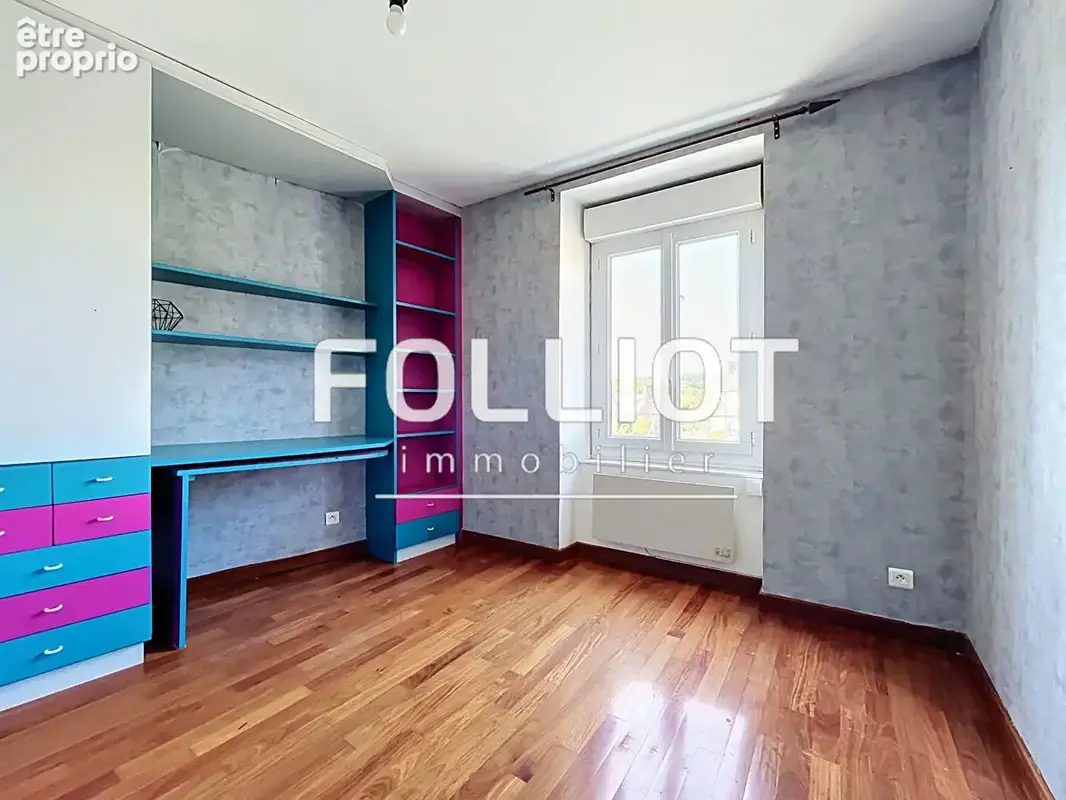 A VENDRE, Maison Saint Laurent De Cuves 153m2 avec grand garage - photo 8