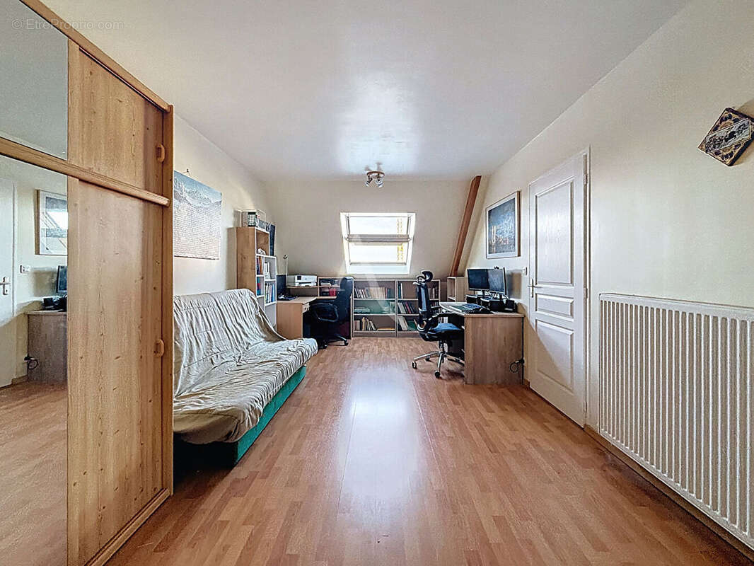 Maison à BRISSAC-QUINCE