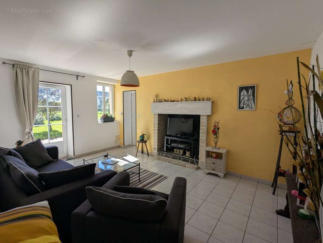 salon - Maison à ISIGNY-SUR-MER