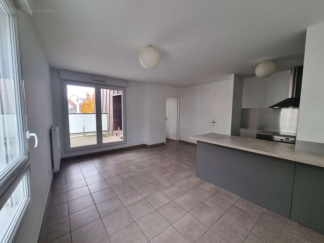 Appartement à SAINT-SEBASTIEN-SUR-LOIRE