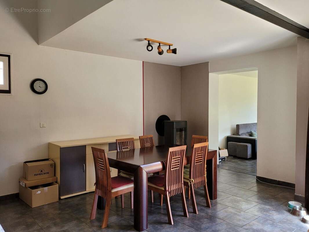 Maison à SAINT-JUST-LE-MARTEL