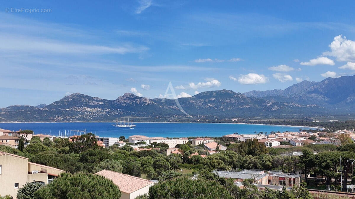 Appartement à CALVI