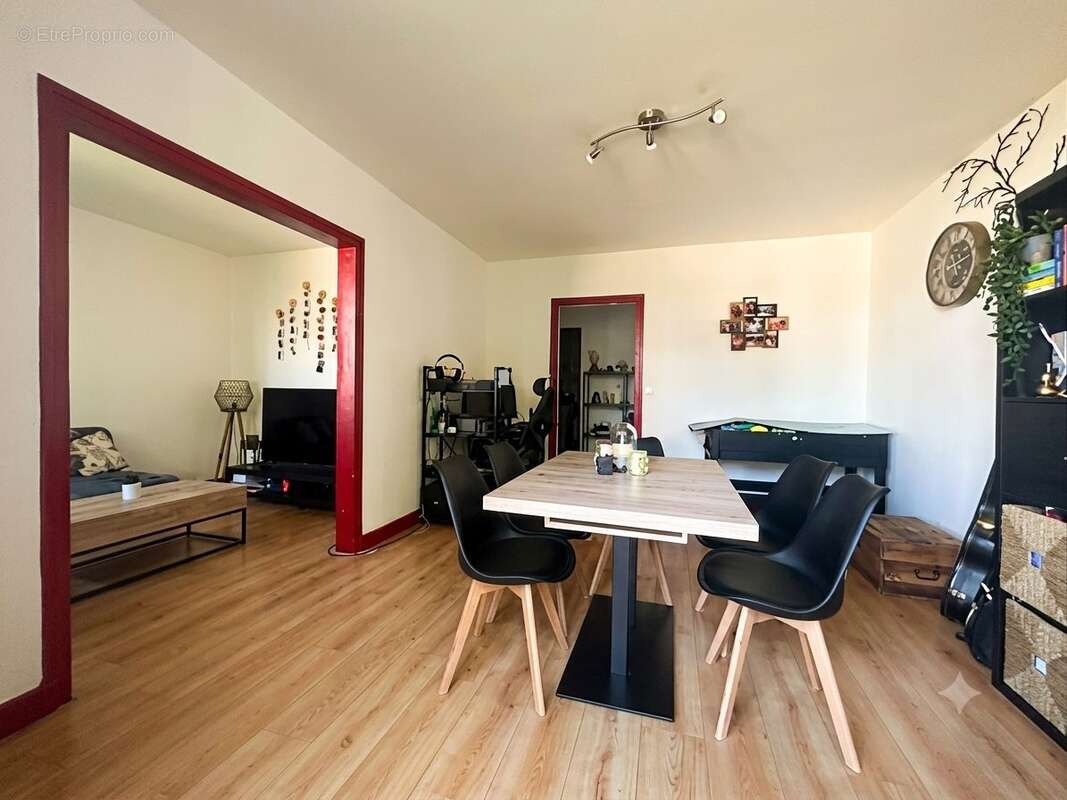 Appartement à BOIS-D'ARCY