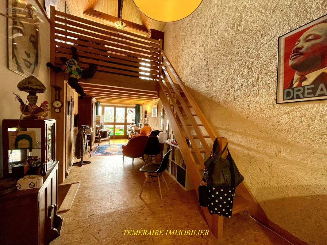 Appartement à SIROD
