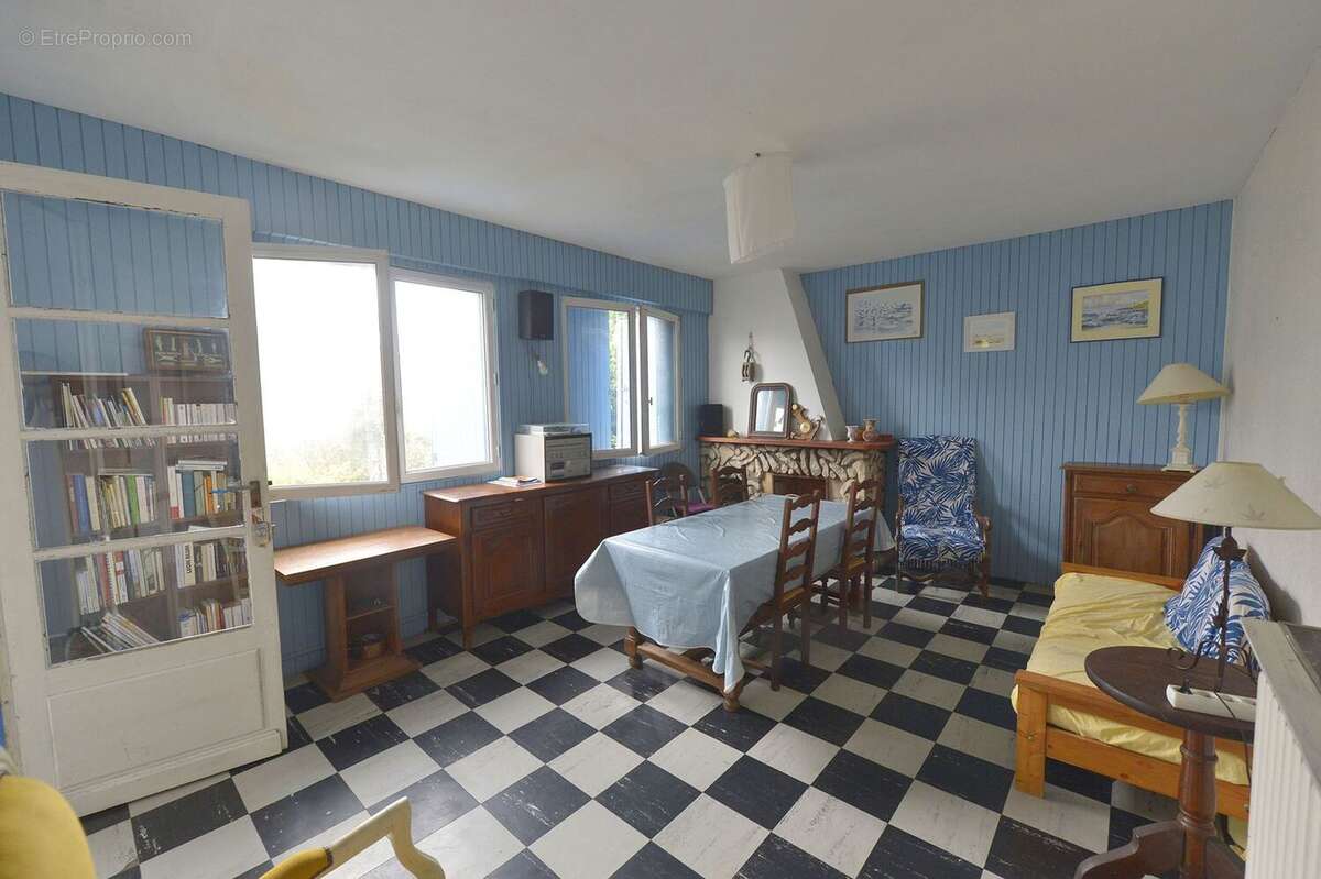 Maison à MESCHERS-SUR-GIRONDE