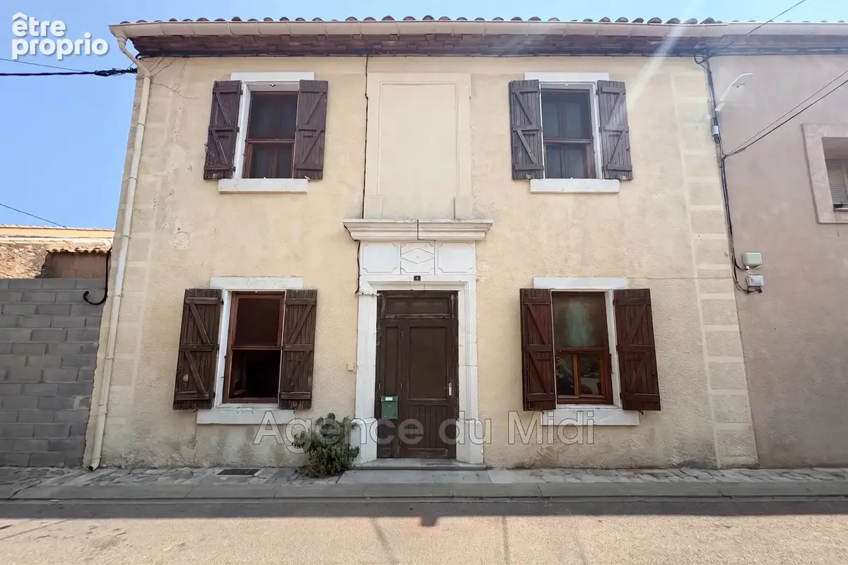 Maison à CAVES