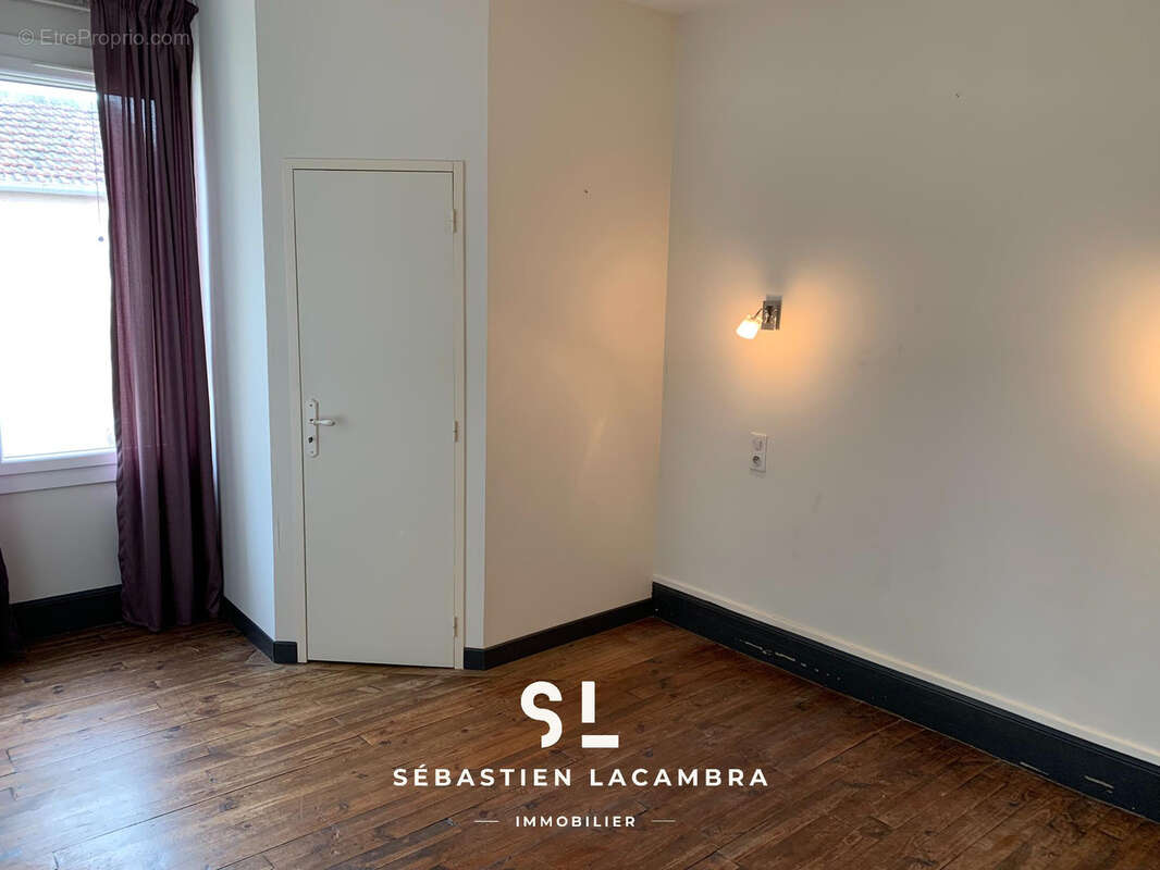 Appartement à SAINT-JUERY