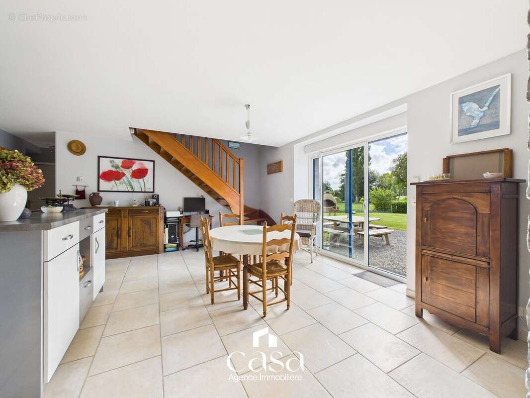 Maison à LINGREVILLE