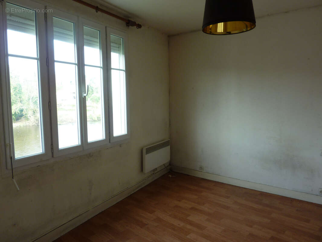 Maison à MONTMORILLON