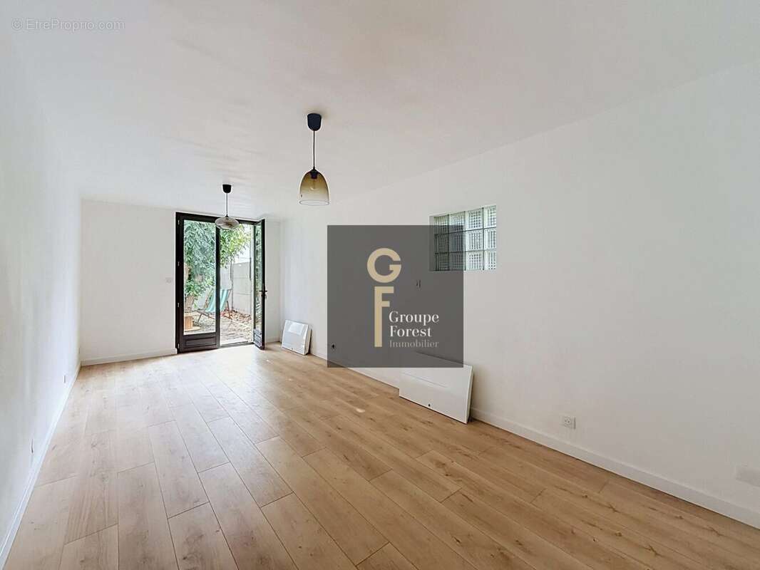 Appartement 46 m² à Lille  - photo 2