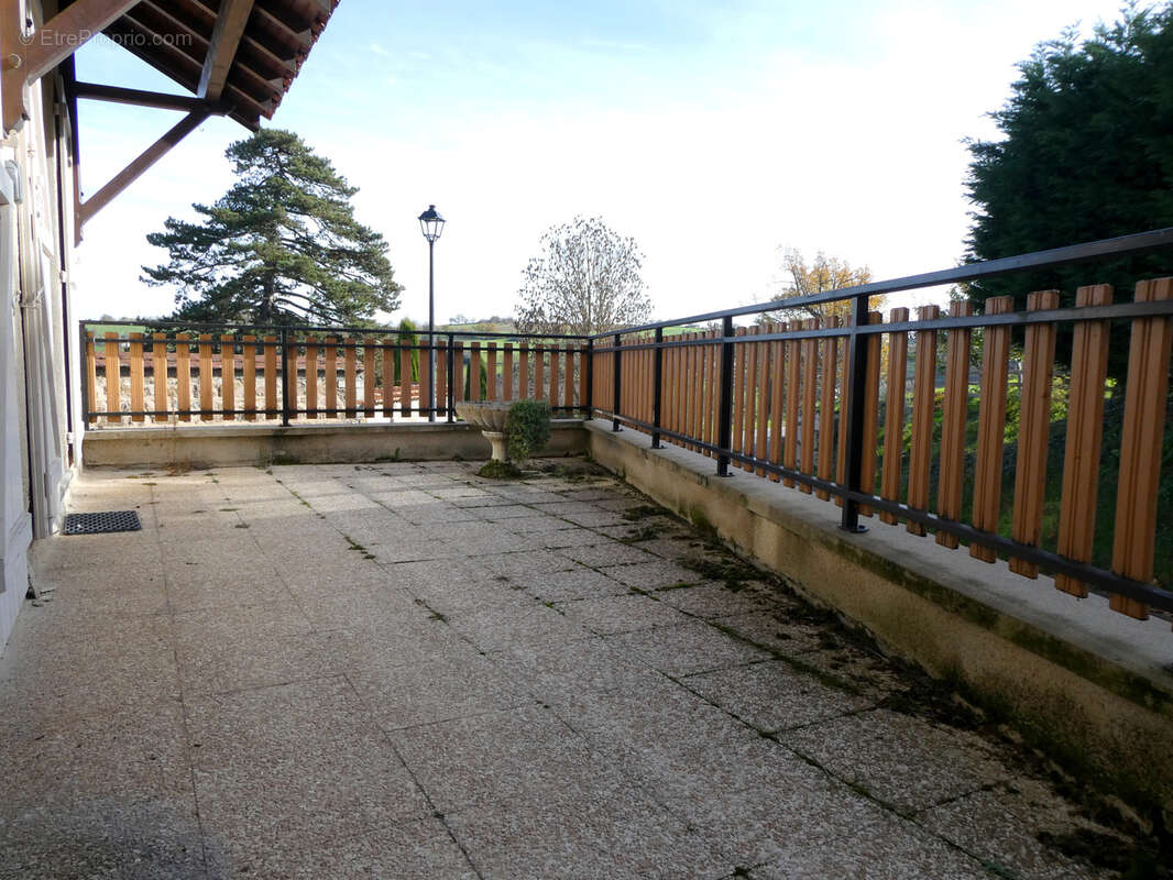 Maison à HAUTE-RIVOIRE