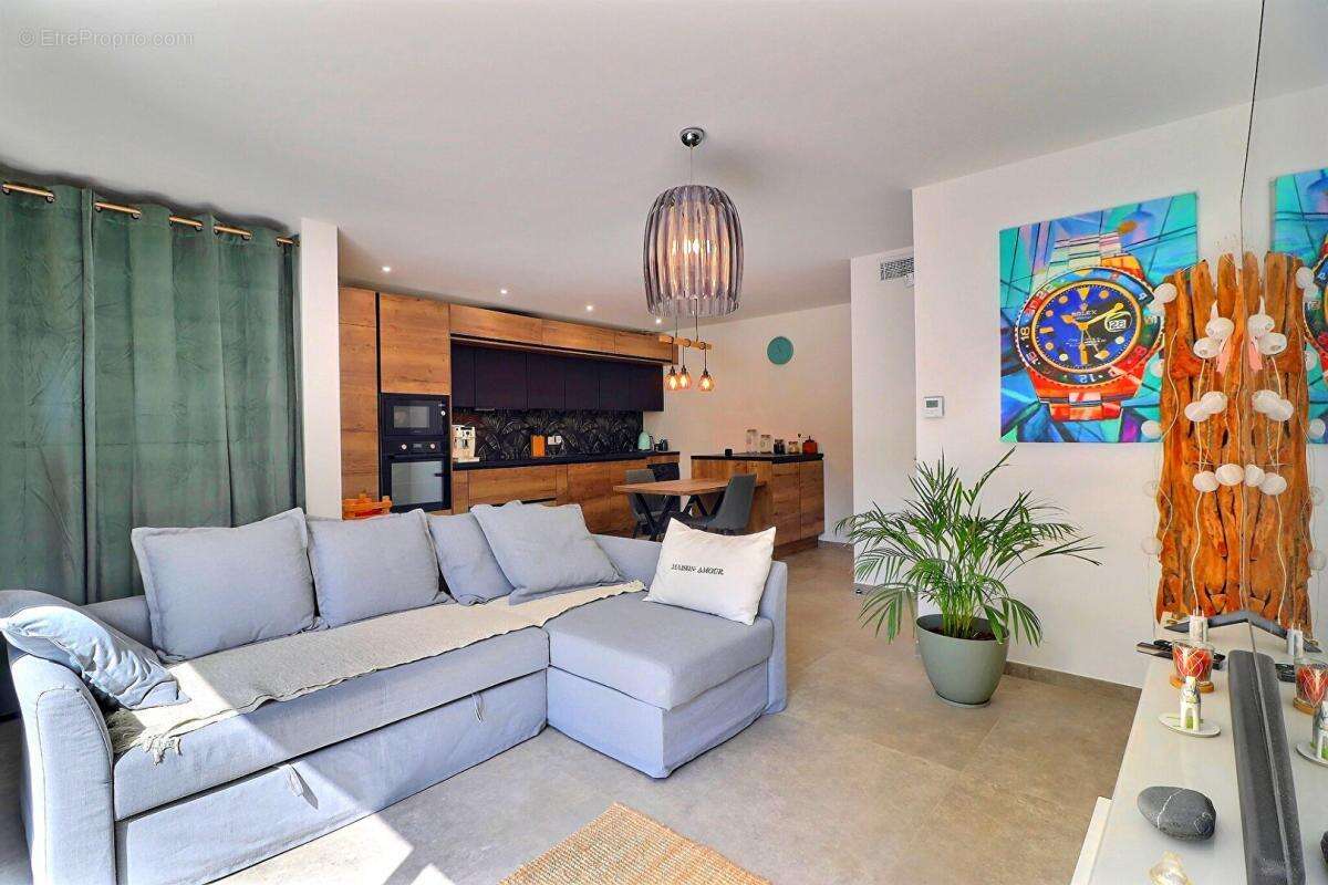 Appartement à LE BEAUSSET