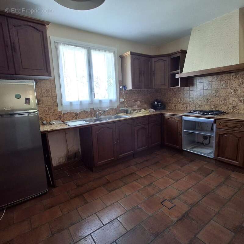 Maison 115 m² à Puymoyen  - photo 6