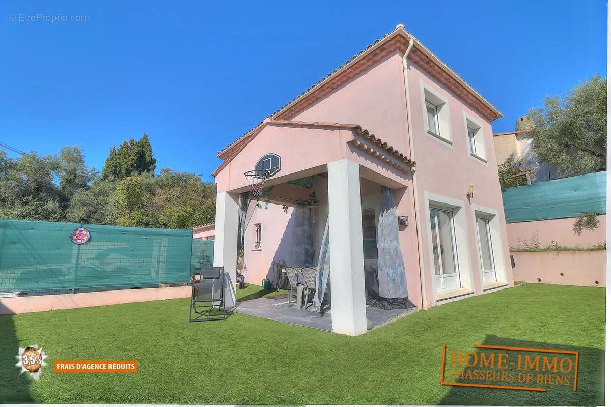 Maison à VILLENEUVE-LOUBET