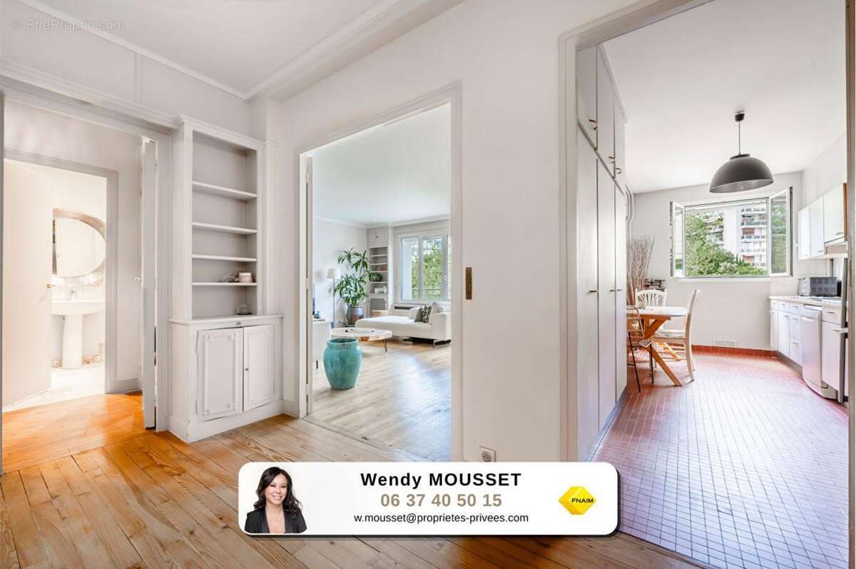 Appartement à PARIS-16E
