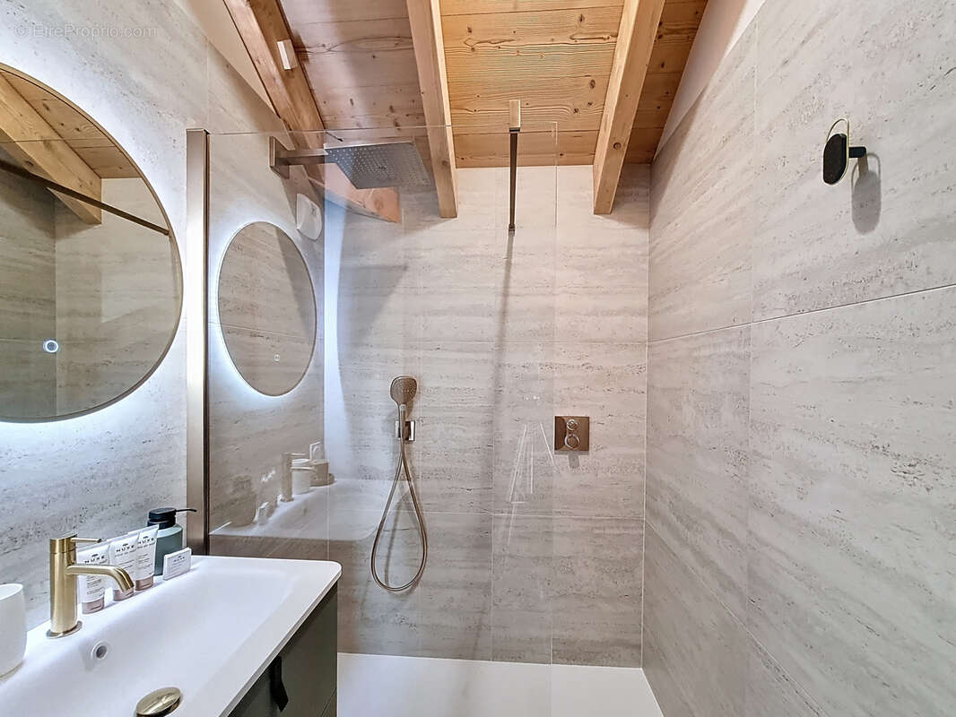 Les Gets   Appartement  de standing proche des pistes de ski   T4 cabine - photo 13
