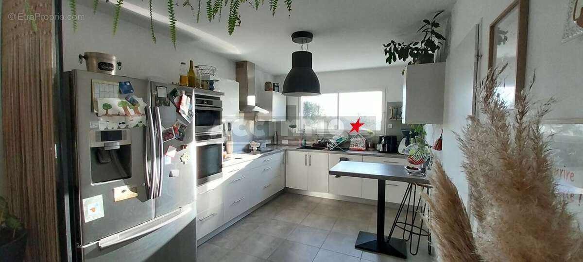 Maison à DREMIL-LAFAGE