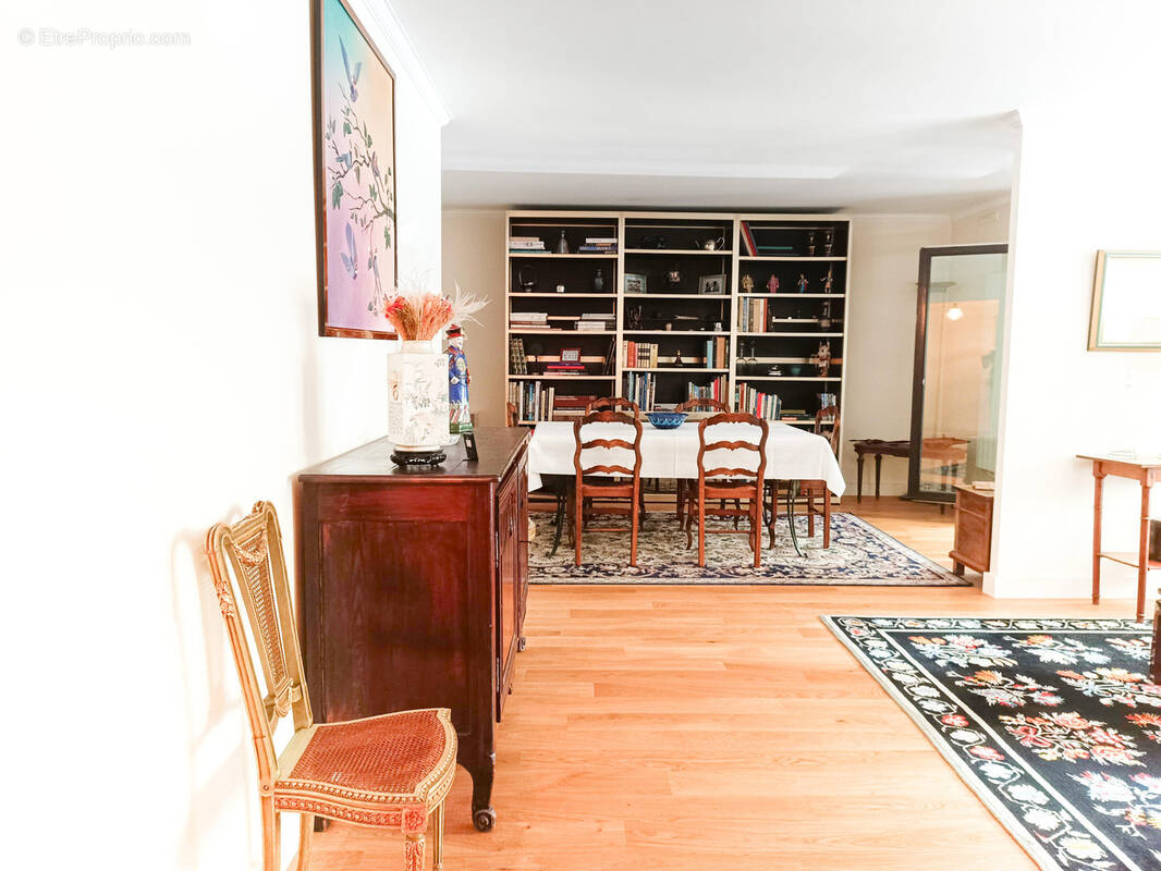 Appartement à LE CHESNAY