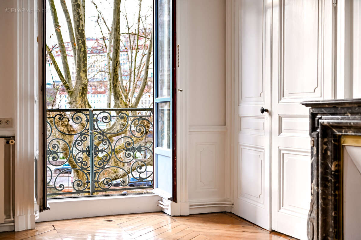 Appartement à LYON-6E