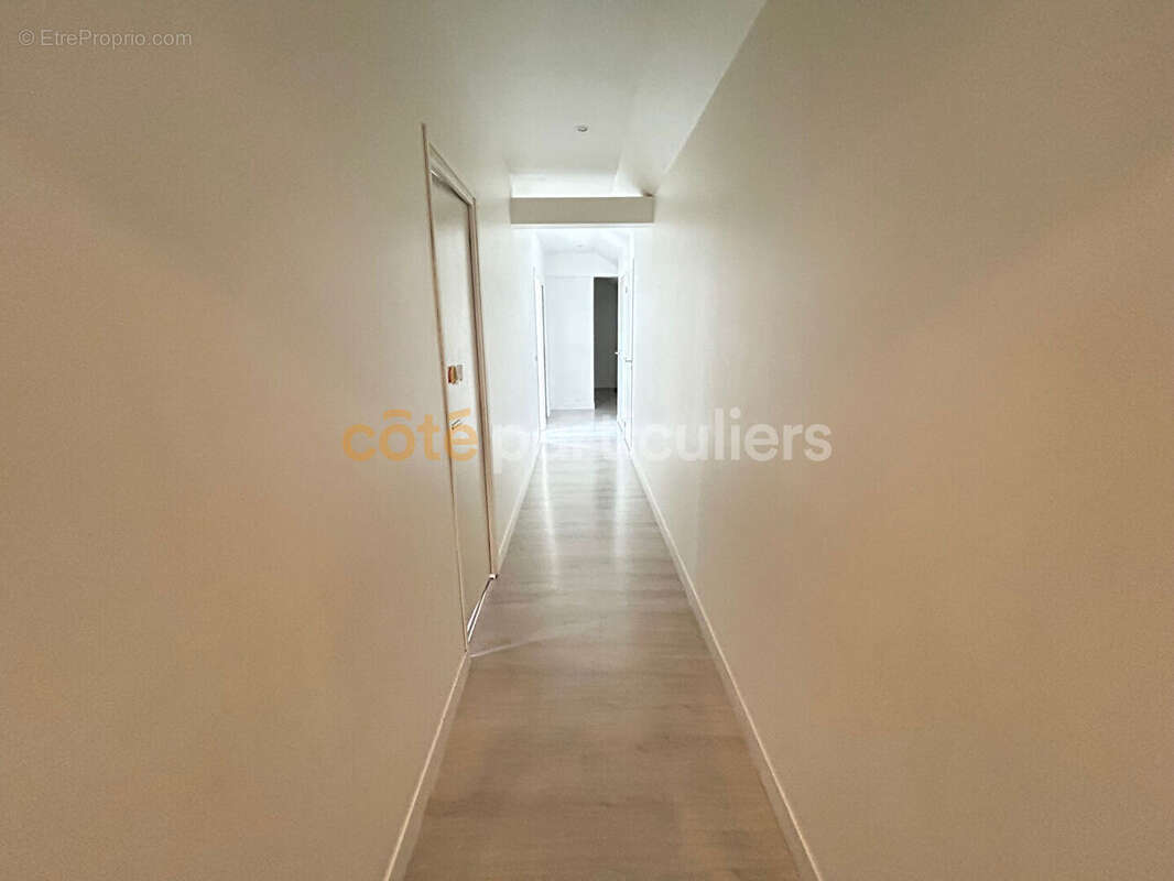 Appartement à VILLENEUVE-LE-ROI