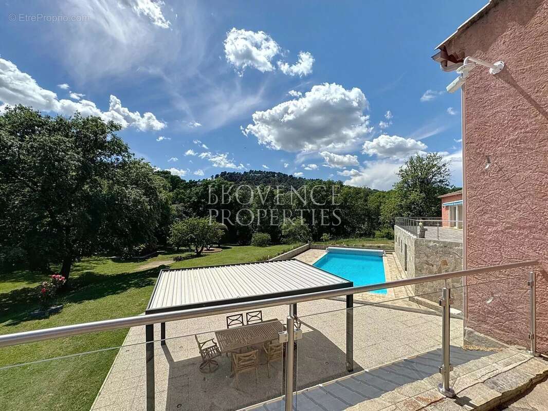 Maison à CHATEAUVERT